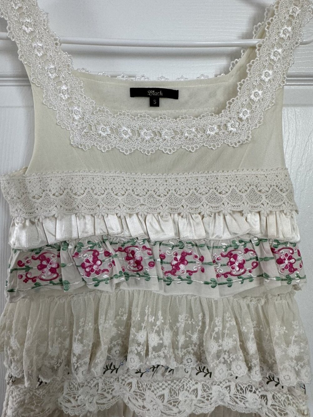 Vintage Romantic Lace Camisole Top Sz: Small - Picture 6 of 6